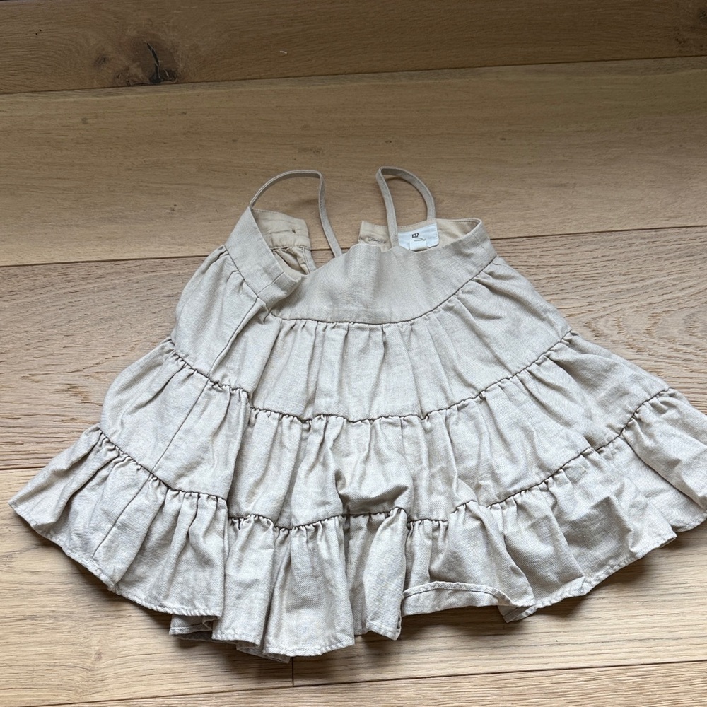 Banana Republic Beige Tiered Sleeveless Top